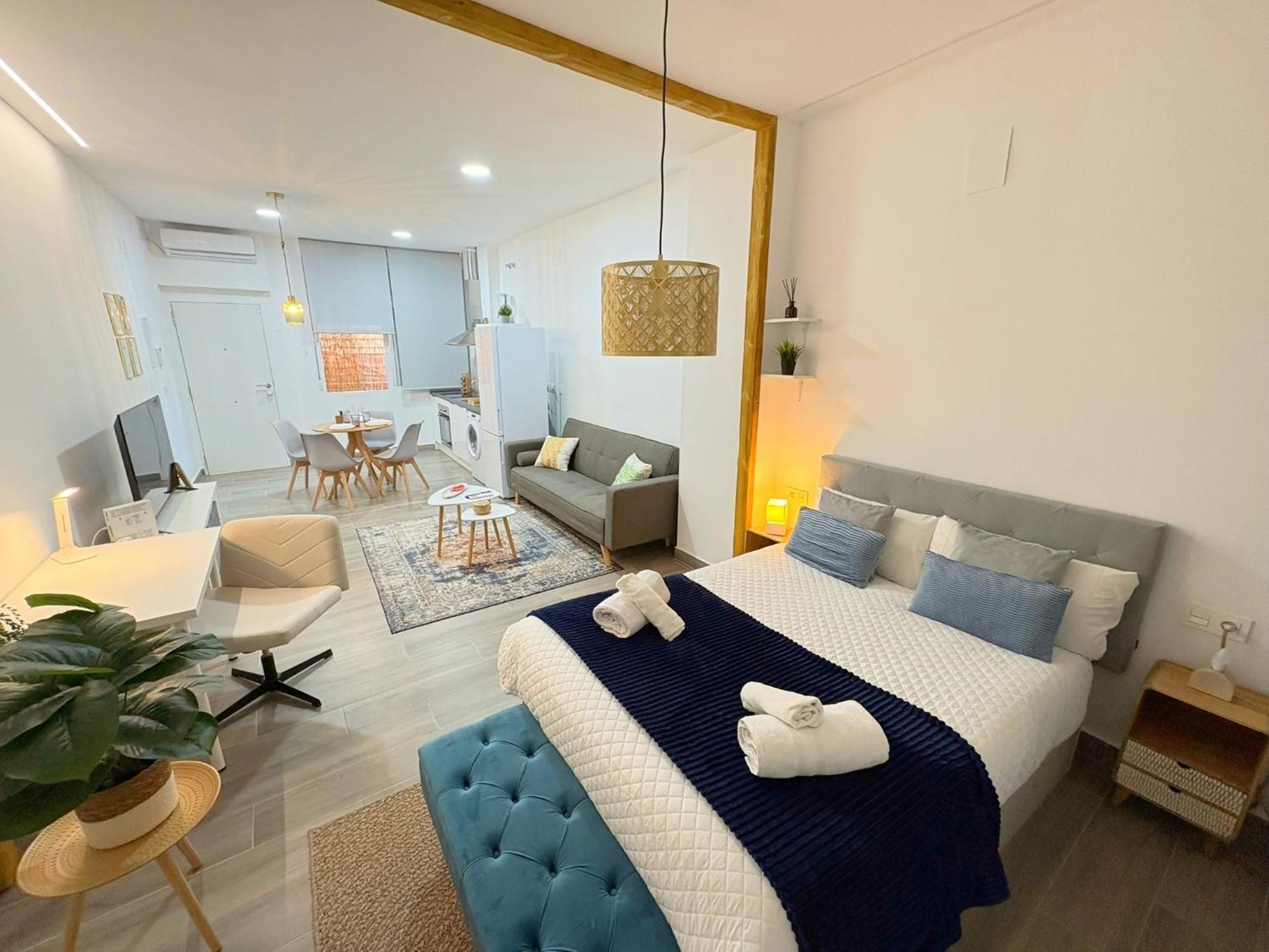 Apartment Estudio Maria Zambrano - A Pasos De La Estacion Malaga
